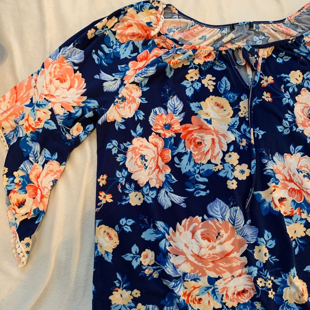 Blue & pink floral top